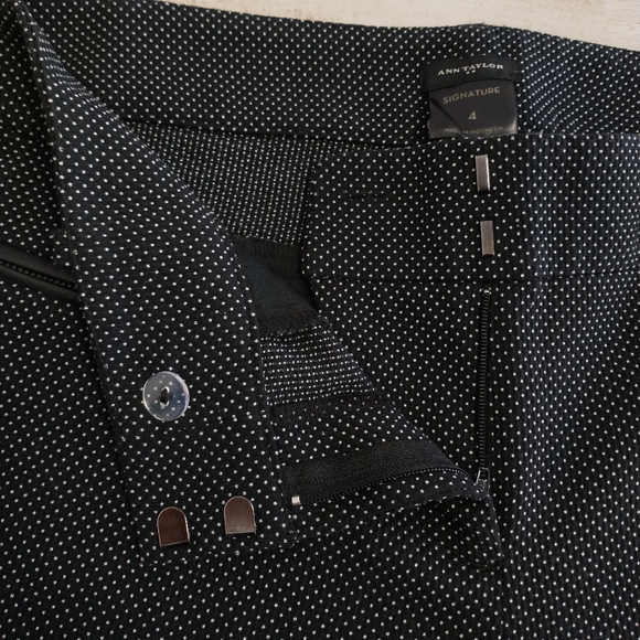 🖤Polka dot cropped pants by Ann Taylor Signature Collection - Picture 5 of 10